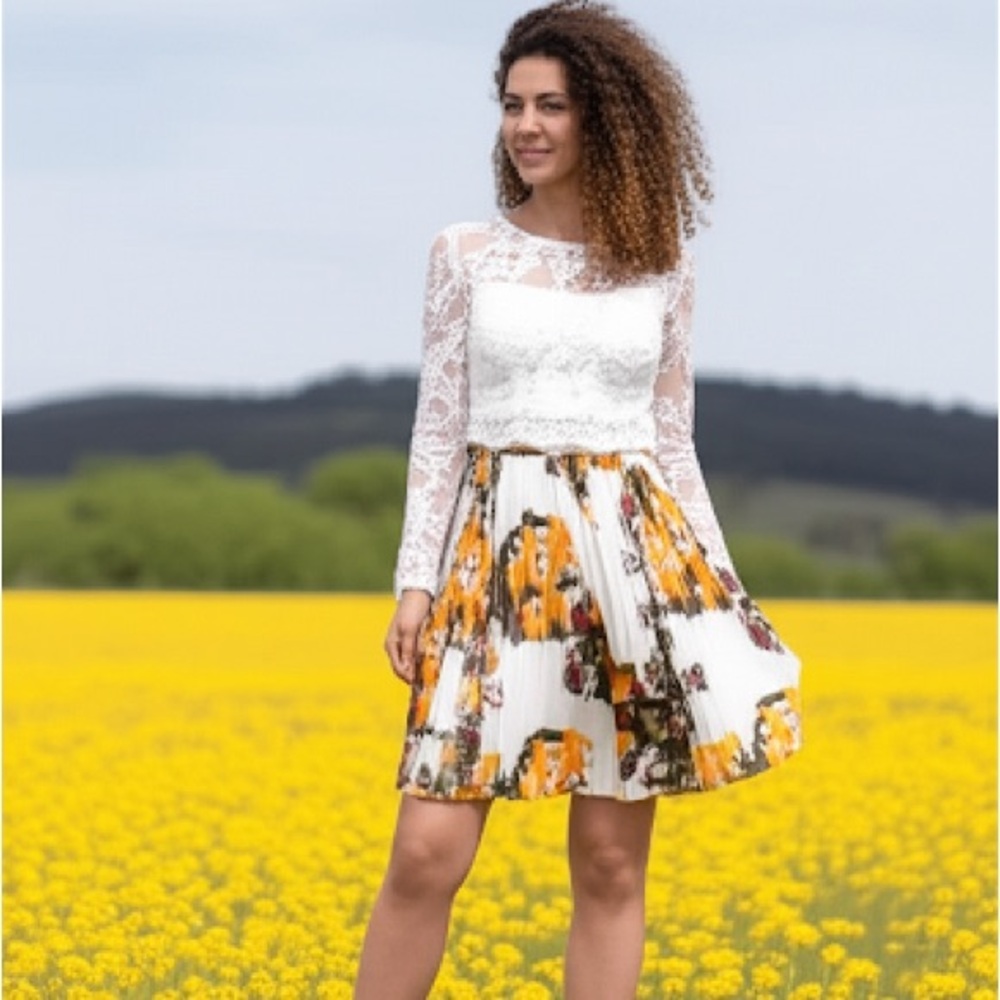 Jealous Tomato Floral Pleated Skirt